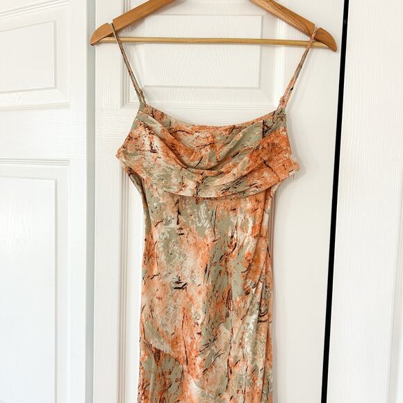 NWT Hello Molly “Catch the Wave” Elegant Floral Maxi Dress Orange Cream Size 4 - Picture 4 of 11
